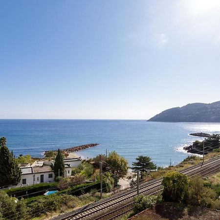 L'Esterel Yourhosthelper Mandelieu La Napoule Bagian luar foto