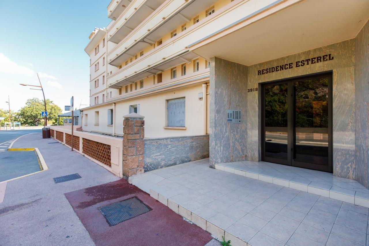L'Esterel Yourhosthelper Mandelieu La Napoule Bagian luar foto